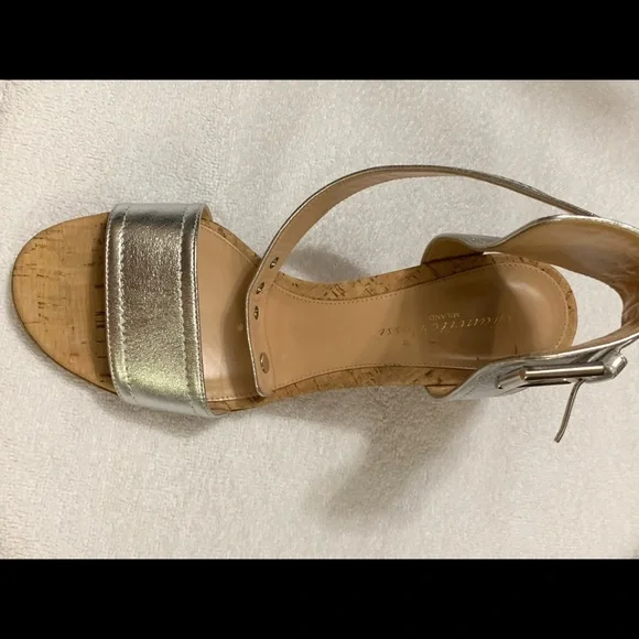 Gianvito Rossi Nappa Silk Silver Heels, size 8, worn a few times - Picture 6 of 9